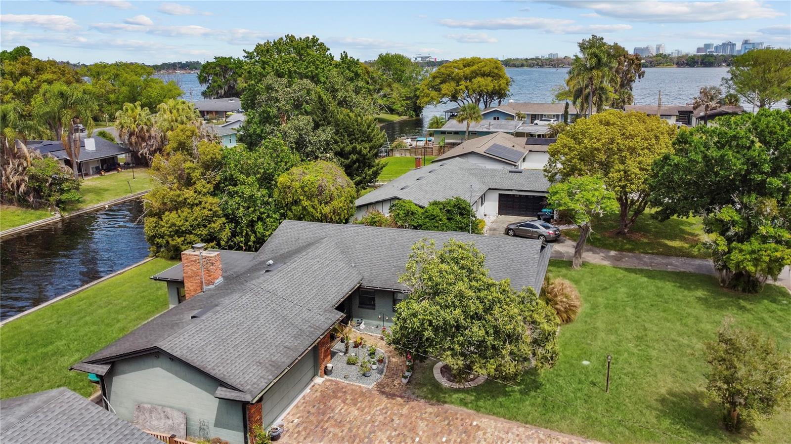 Image 42 of 46 For 2601 Windward Court