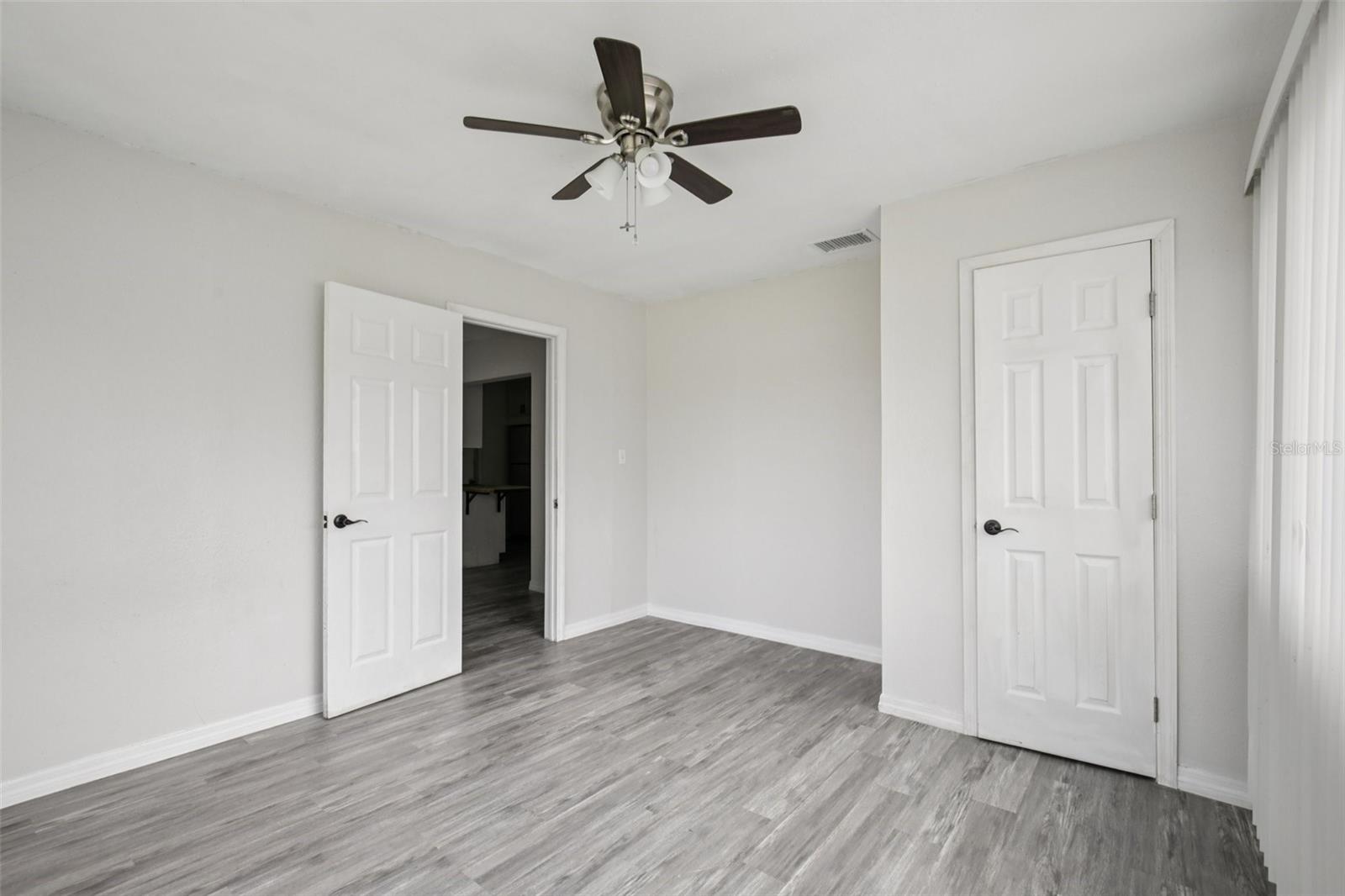 Image 14 of 25 For 7555 Hanchey Street