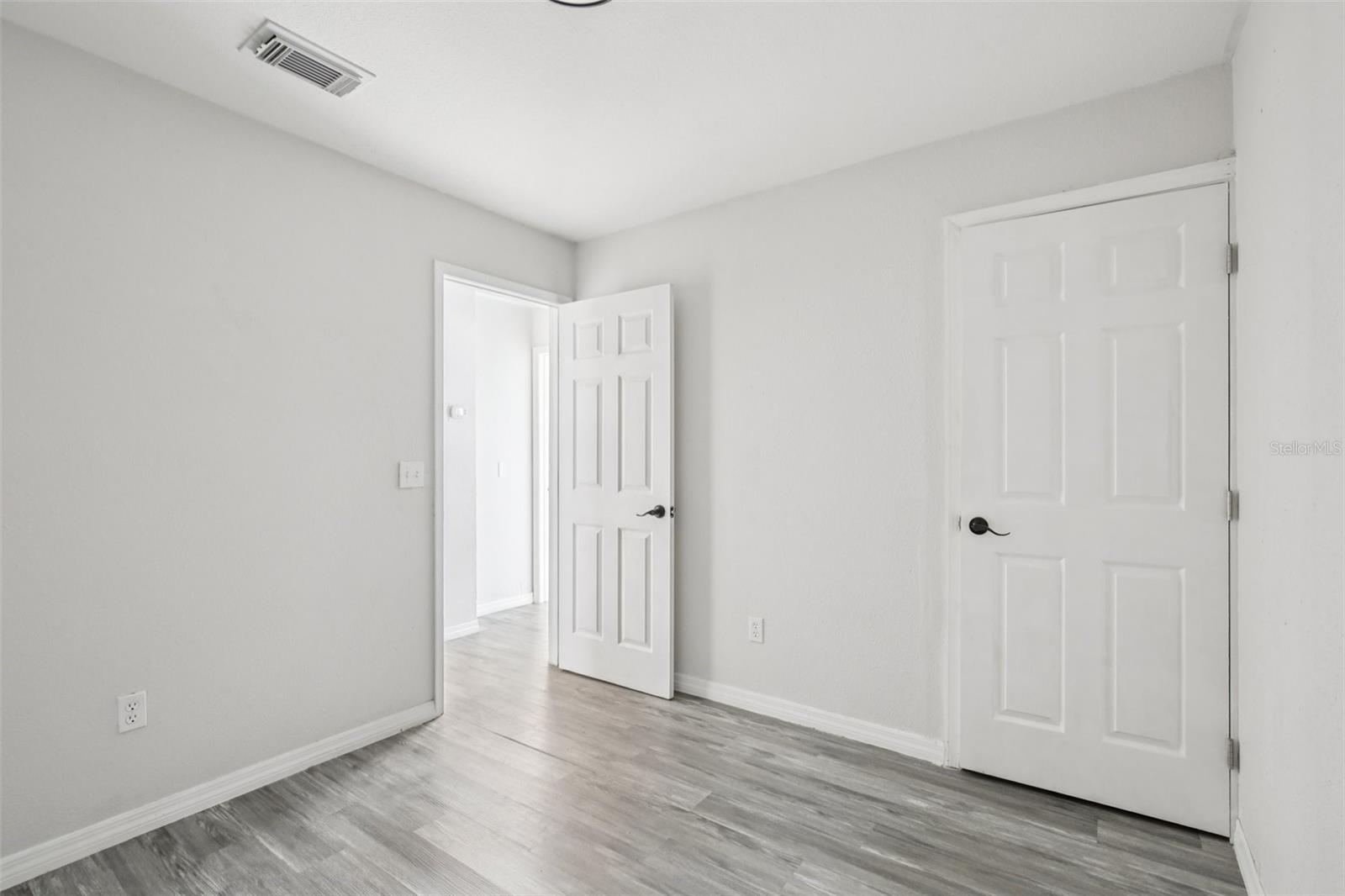 Image 22 of 25 For 7555 Hanchey Street