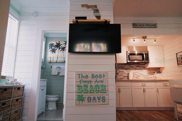 Image 4 of 7 For 833 24th Avenue 106