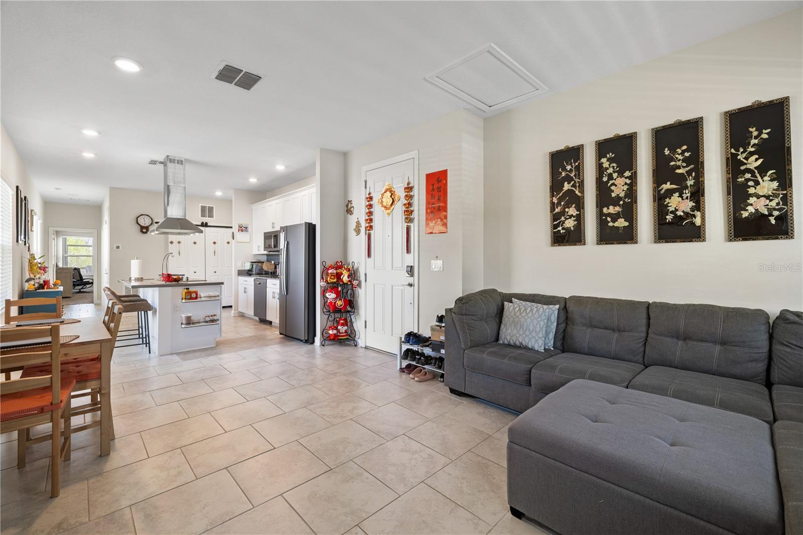 Image 14 of 99 For 11368 Satire Street