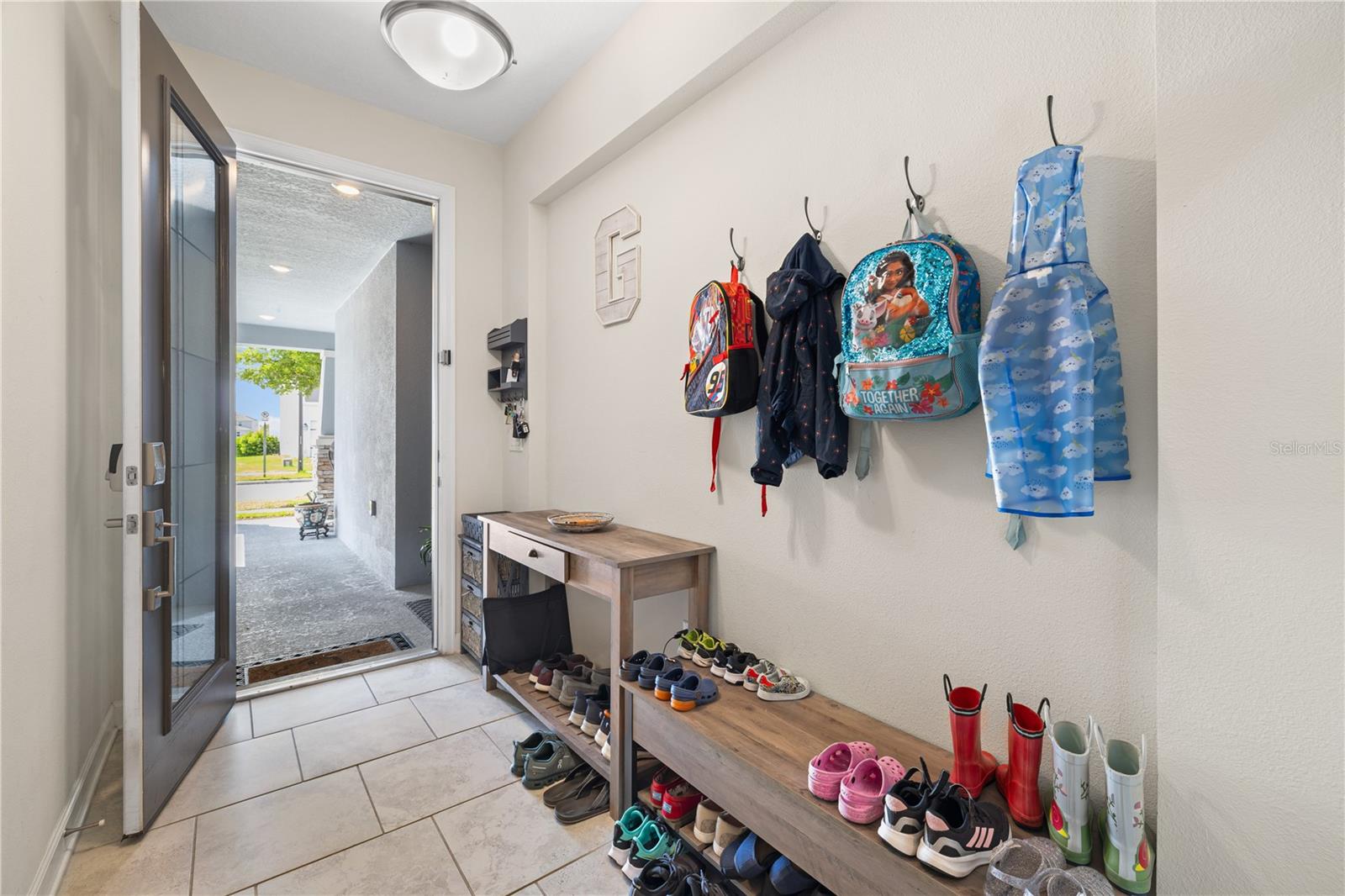 Image 19 of 99 For 11368 Satire Street