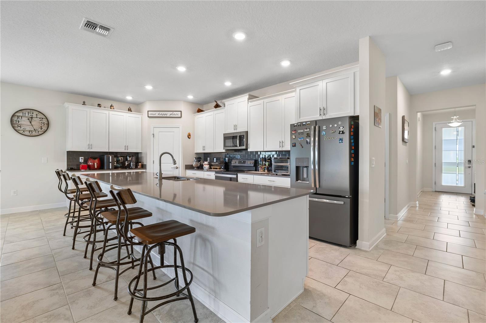 Image 23 of 99 For 11368 Satire Street