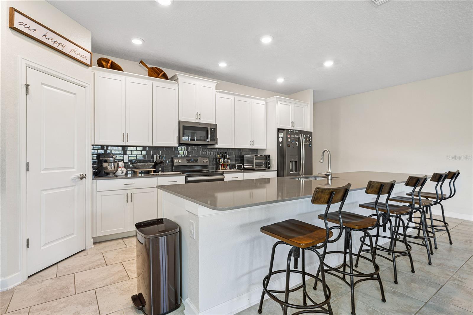 Image 27 of 99 For 11368 Satire Street