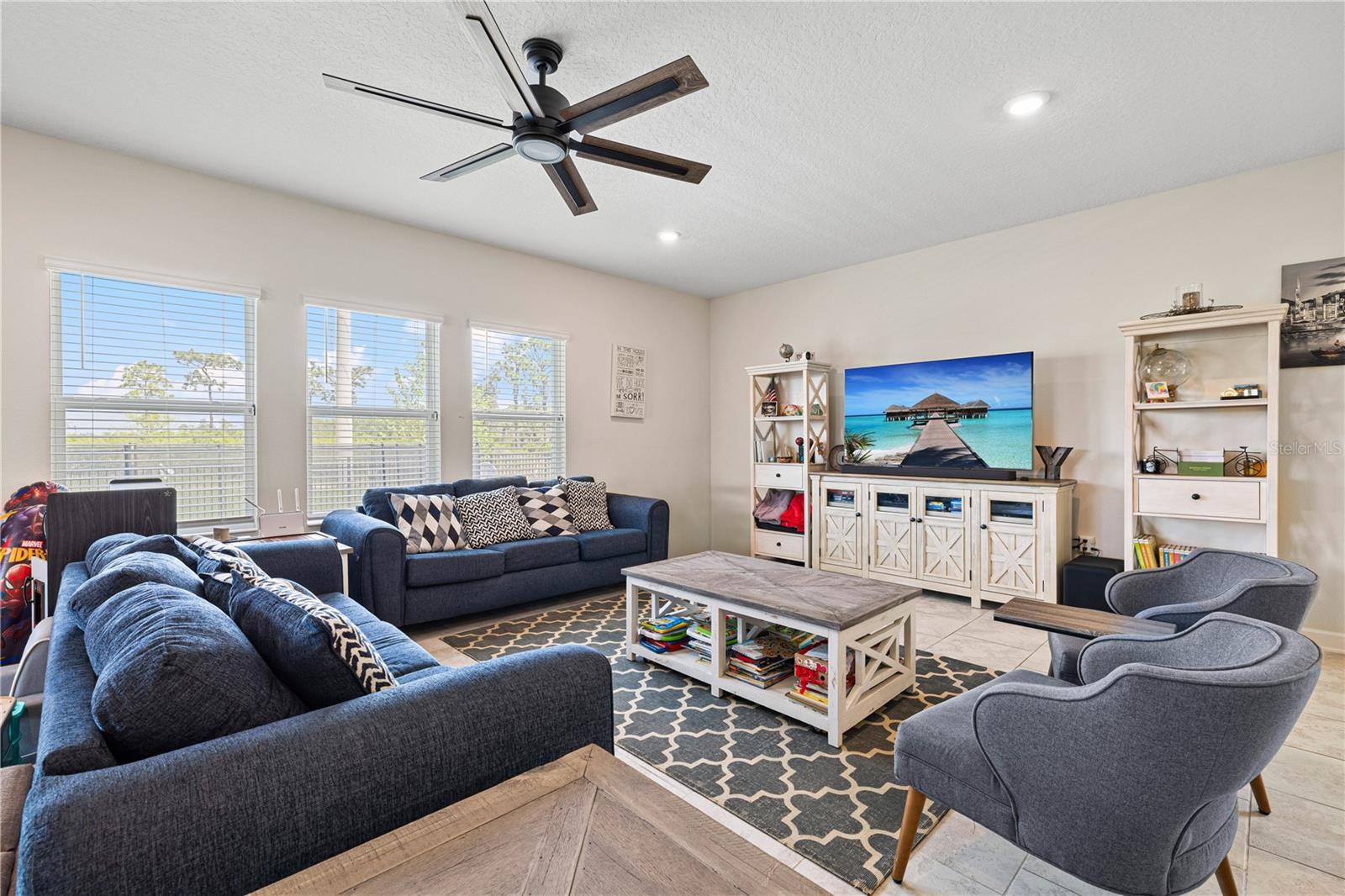 Image 32 of 99 For 11368 Satire Street