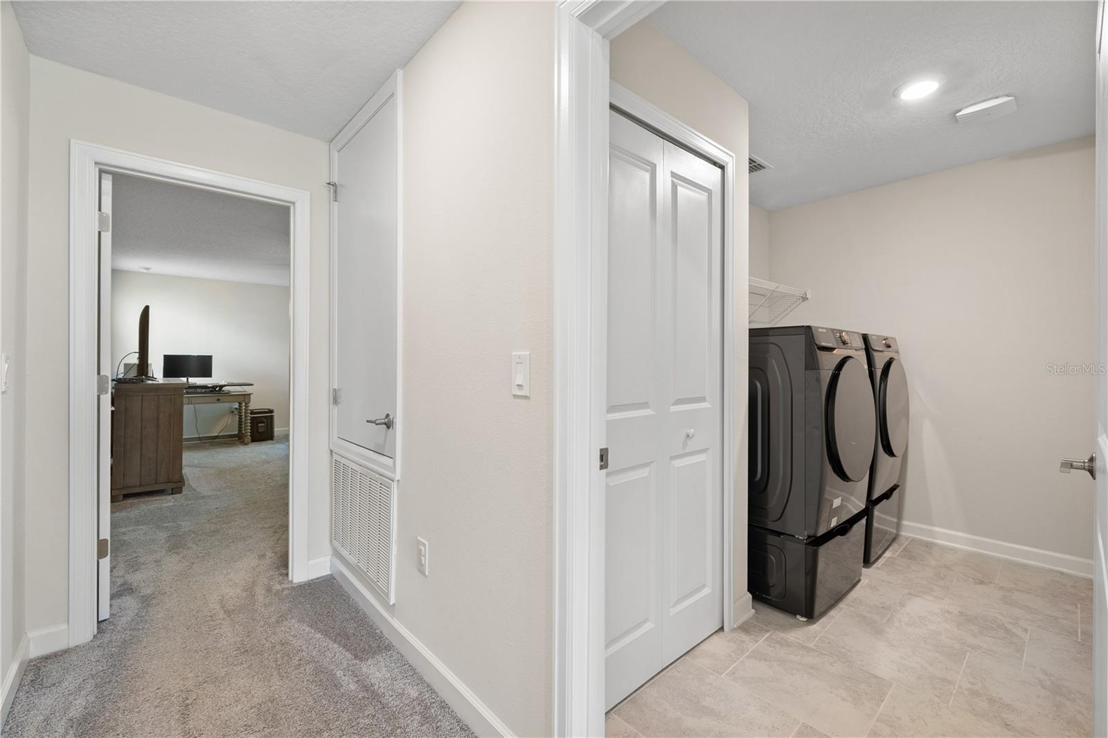 Image 47 of 99 For 11368 Satire Street