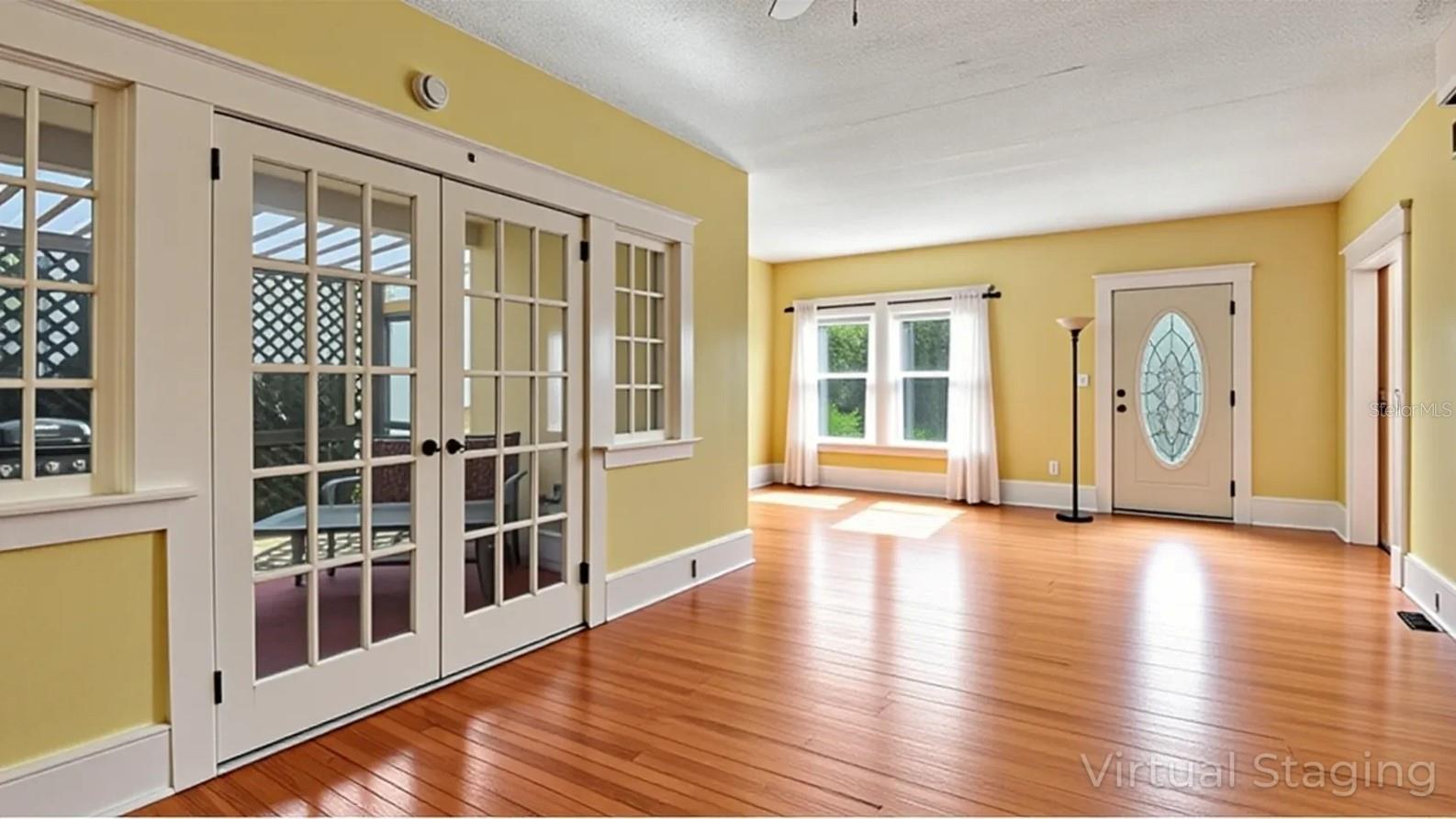 Image 11 of 65 For 213 Jessamine Boulevard