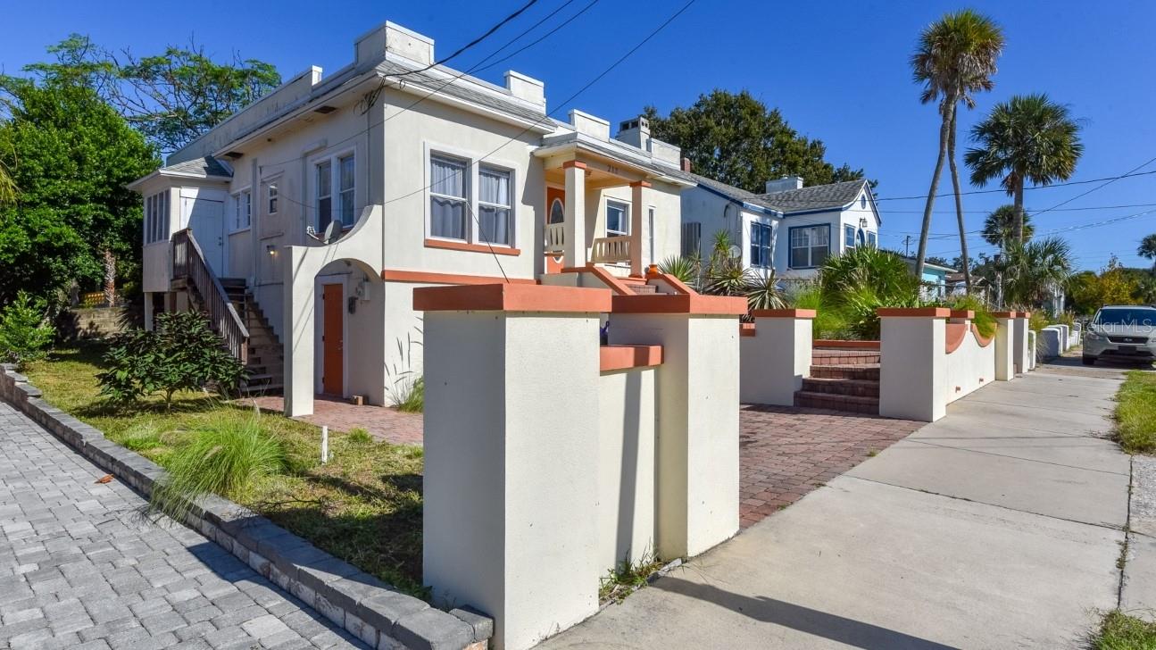 Image 38 of 65 For 213 Jessamine Boulevard