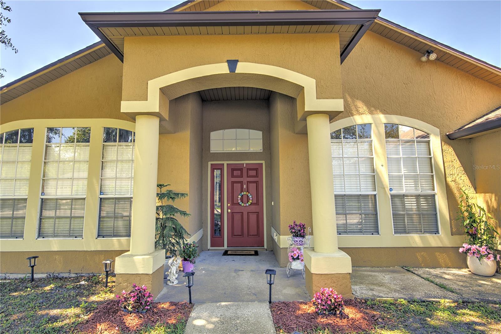 Image 3 of 37 For 684 Yorkshire Drive