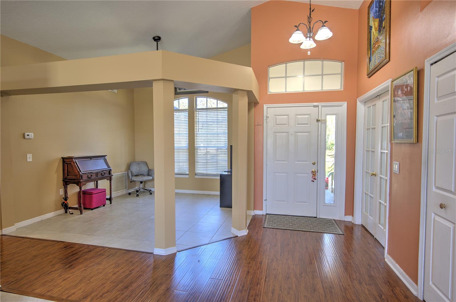 Image 8 of 37 For 684 Yorkshire Drive