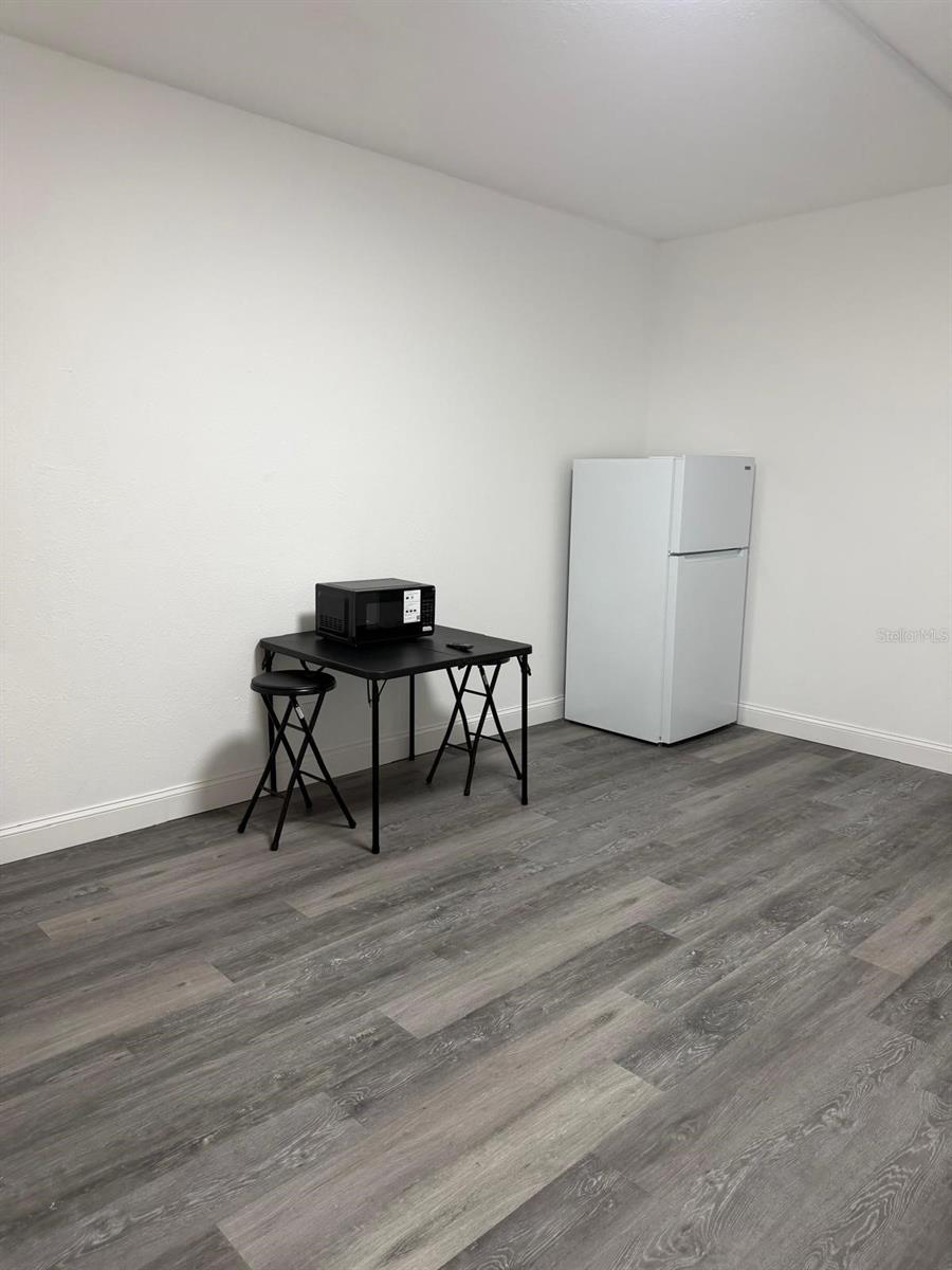 Image 12 of 14 For 8421 Orange Blossom Trail 269