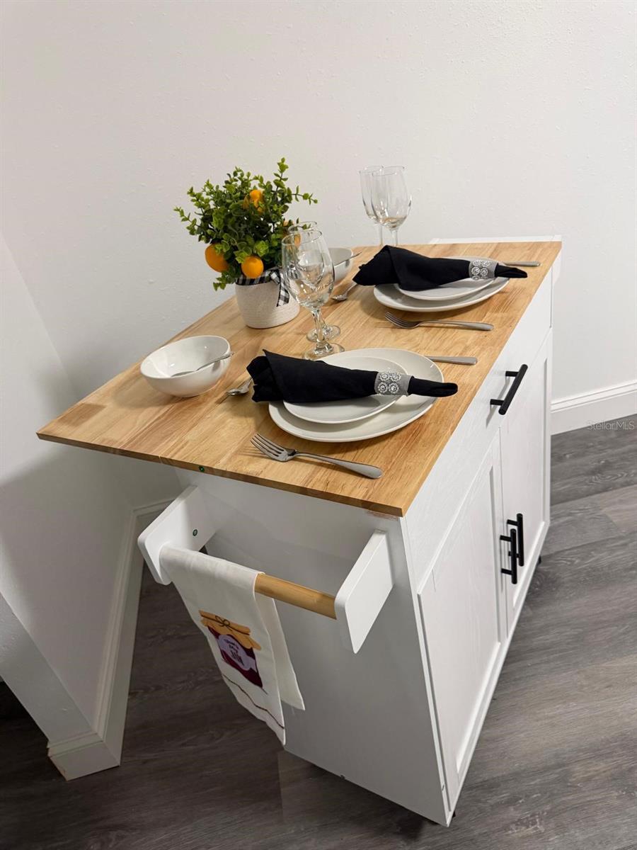 Image 5 of 14 For 8421 Orange Blossom Trail 269