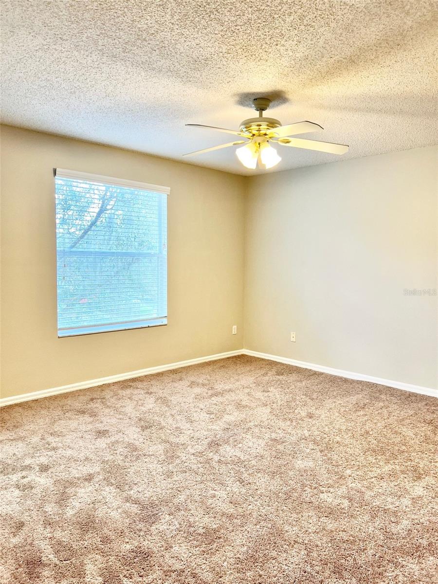 Image 15 of 28 For 12973 Lexington Summit Street