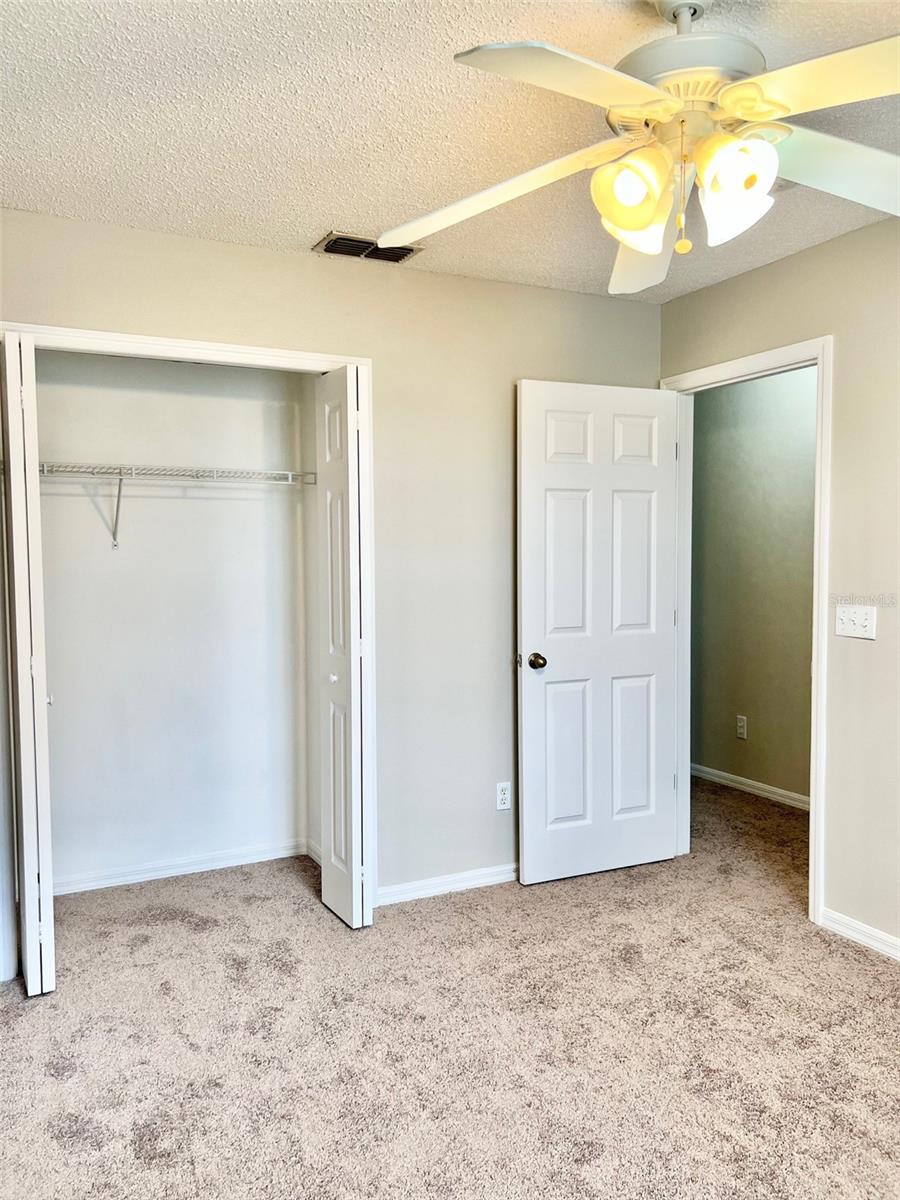 Image 21 of 28 For 12973 Lexington Summit Street