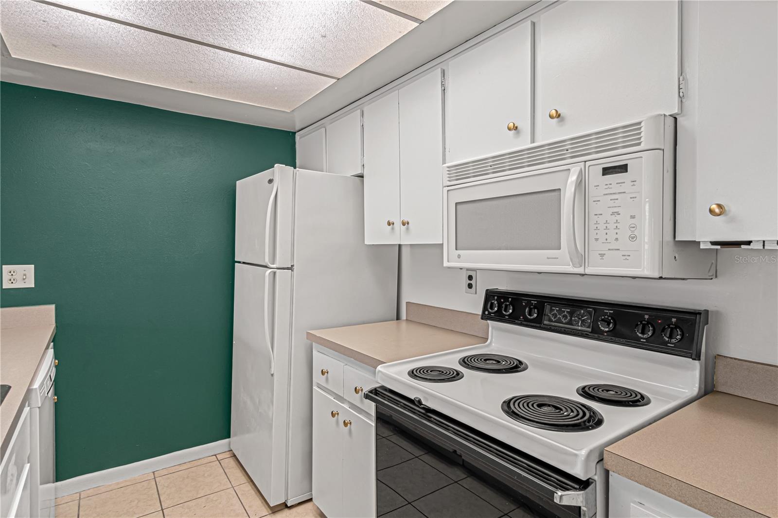 Image 11 of 32 For 5840 Peregrine Avenue 5840