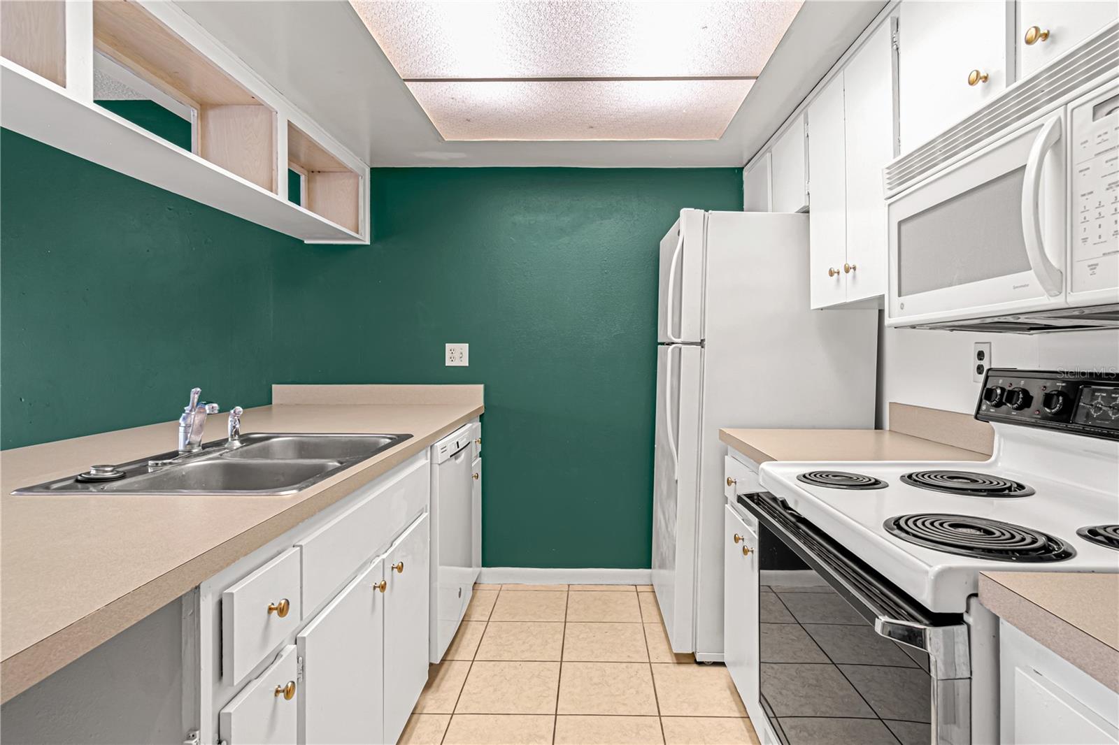 Image 12 of 32 For 5840 Peregrine Avenue 5840