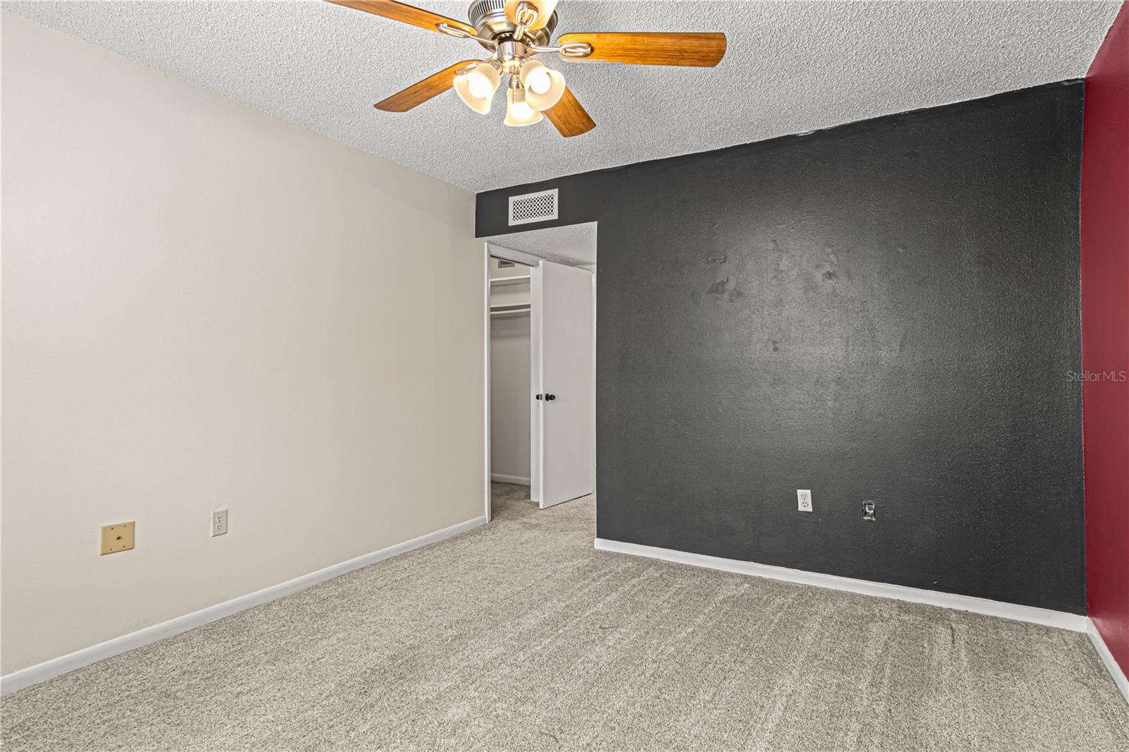 Image 15 of 32 For 5840 Peregrine Avenue 5840