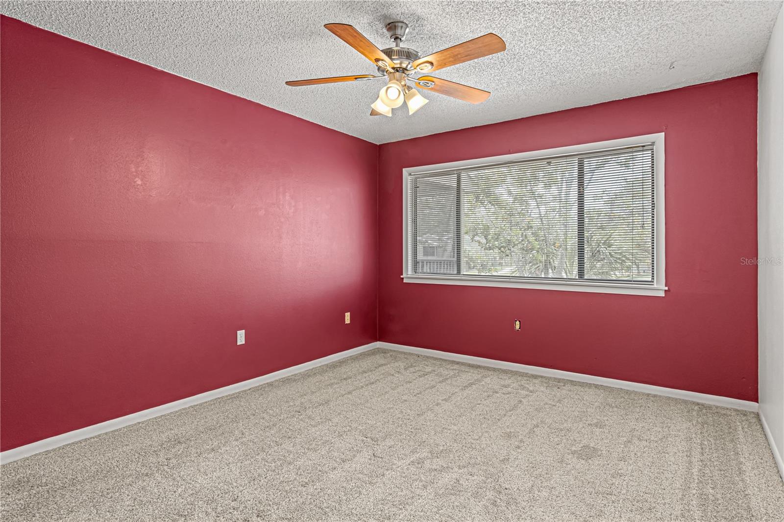 Image 16 of 32 For 5840 Peregrine Avenue 5840