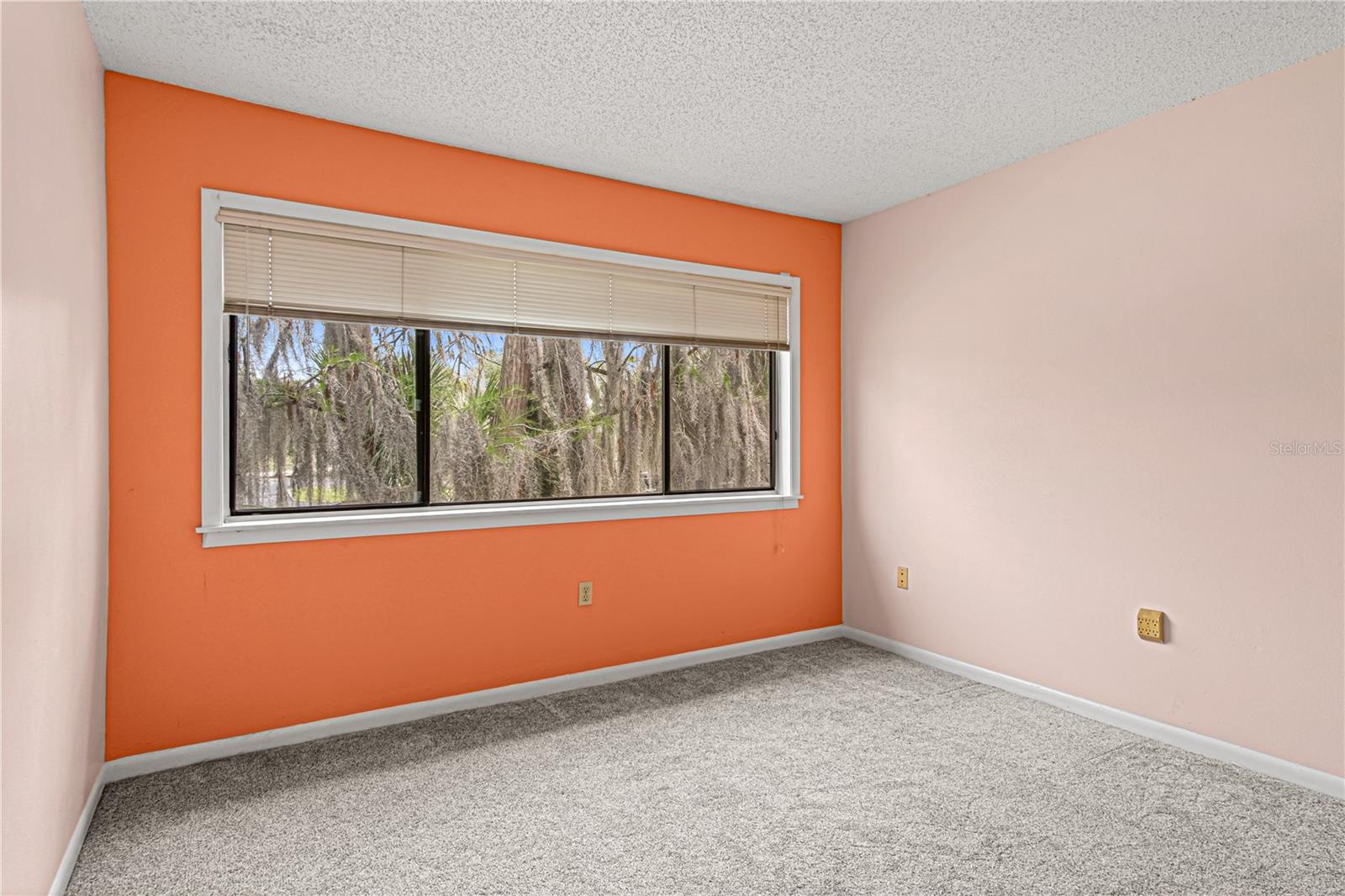 Image 19 of 32 For 5840 Peregrine Avenue 5840