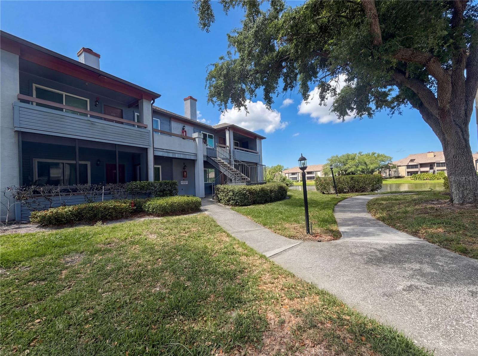 Image 3 of 27 For 10265 Gandy Boulevard N 1008