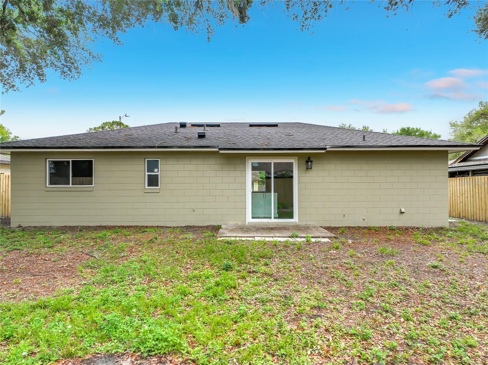 Listing photo id 33 for 6848 Compass Court