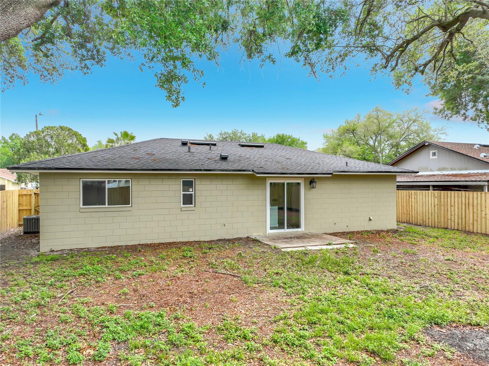 Listing photo id 34 for 6848 Compass Court