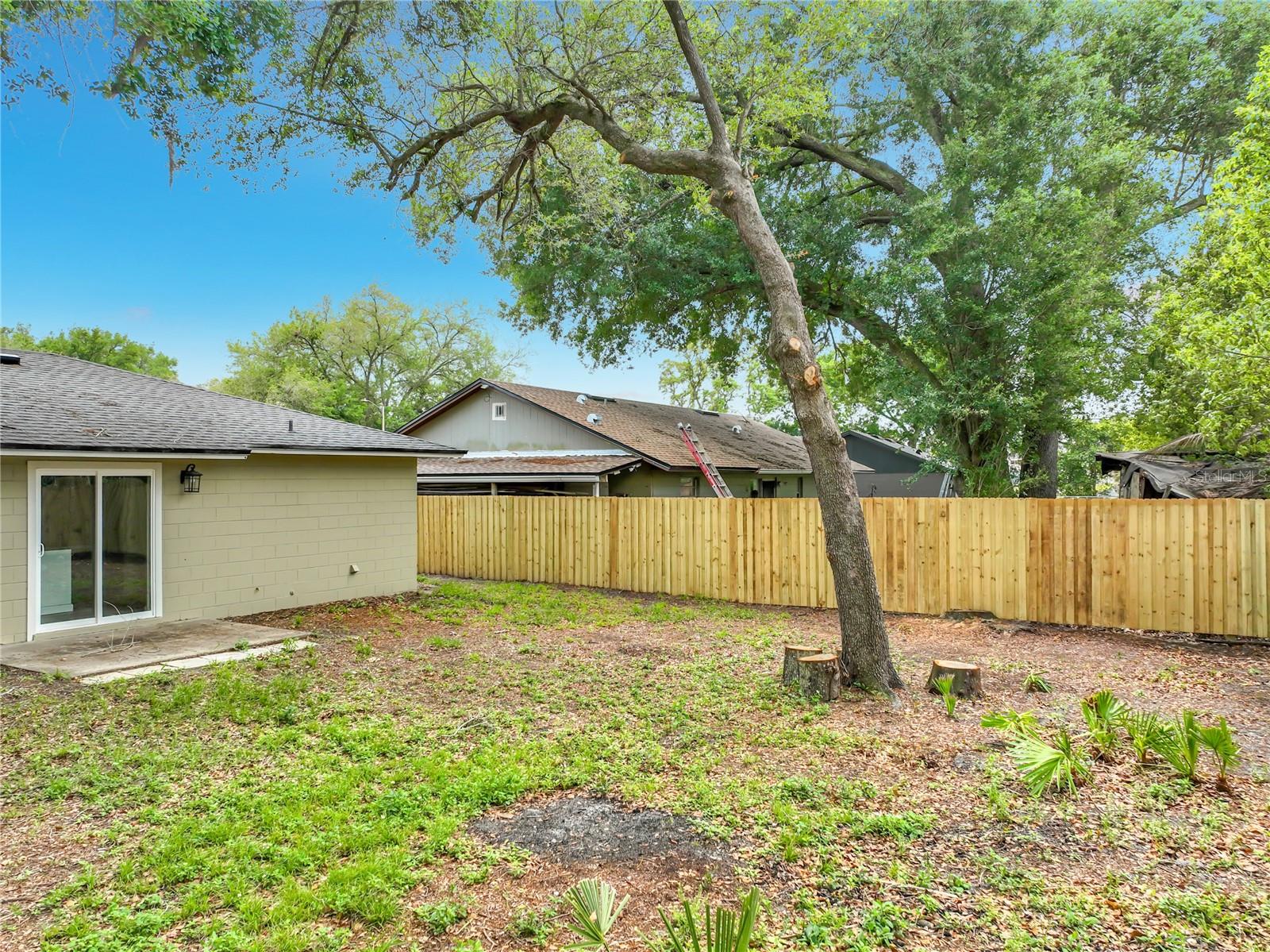 Listing photo id 35 for 6848 Compass Court