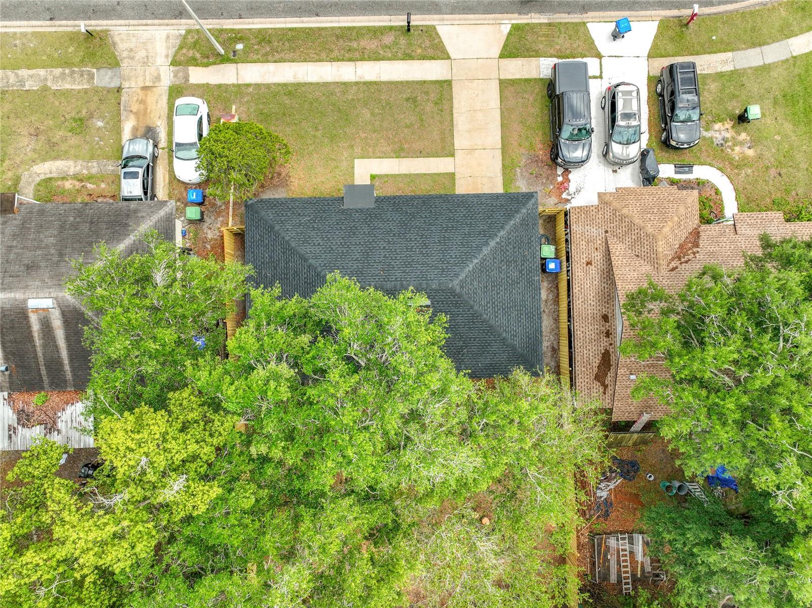 Listing photo id 38 for 6848 Compass Court