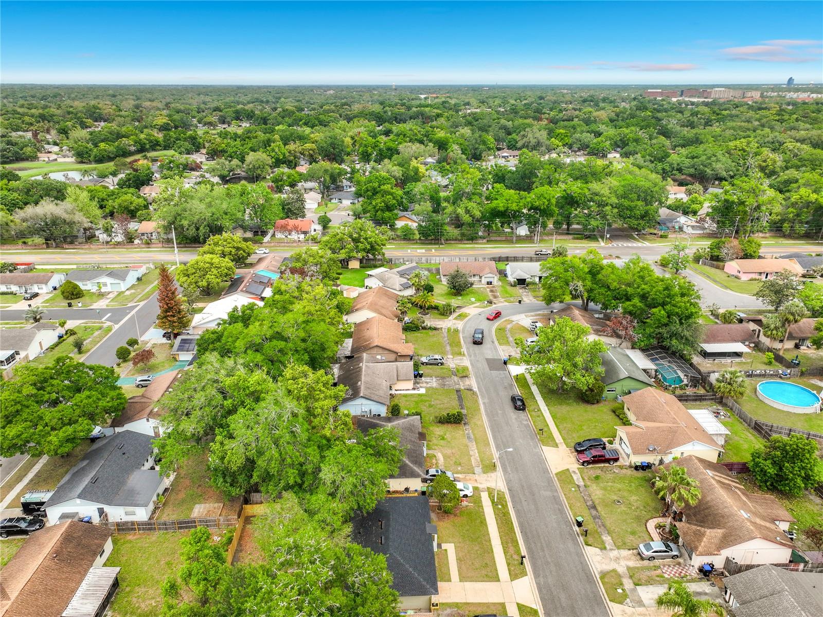 Listing photo id 43 for 6848 Compass Court