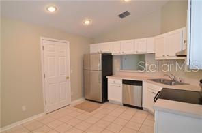 Image 7 of 10 For 8008 Aspencrest Court