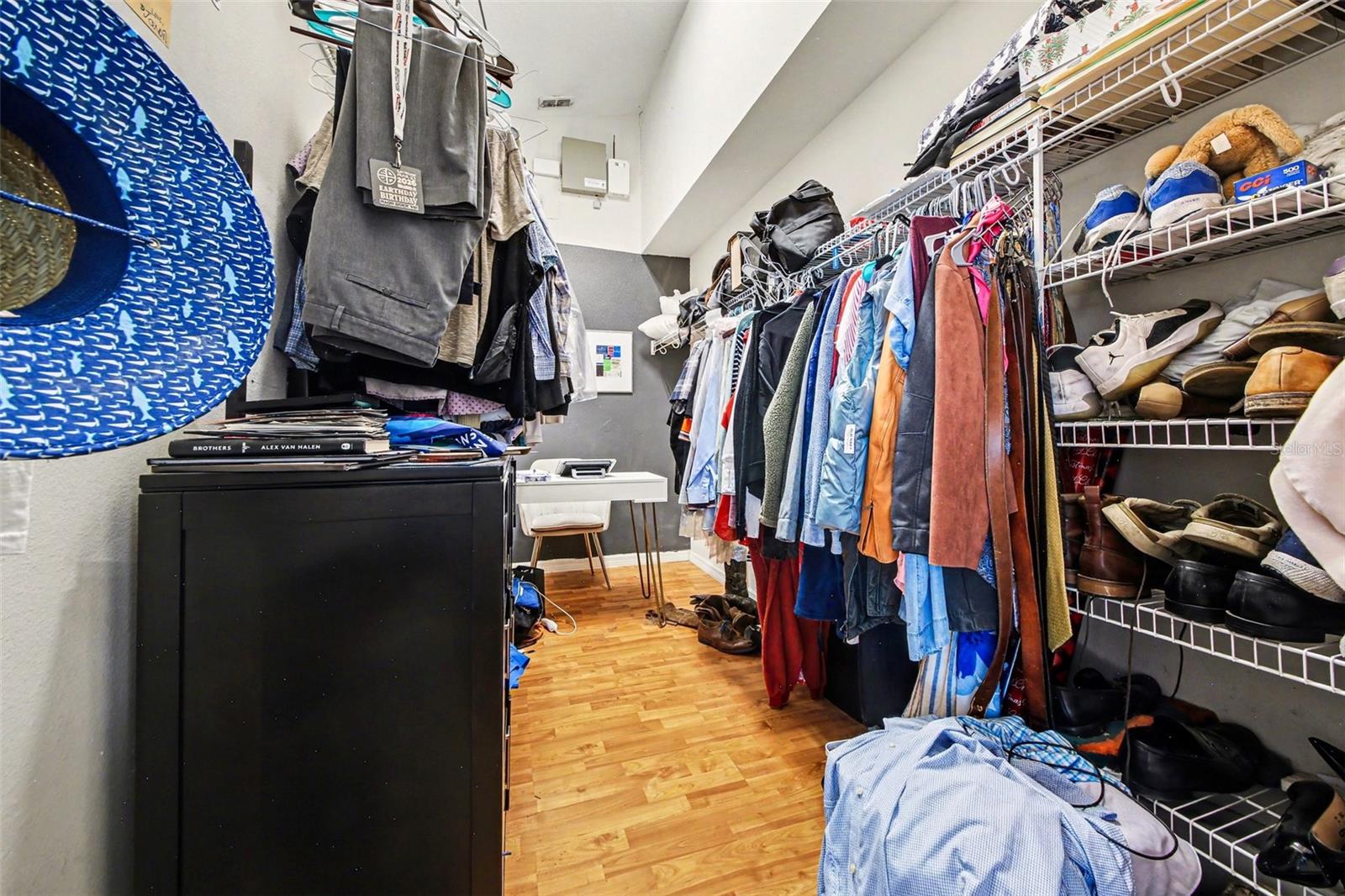 Image 19 of 29 For 1054 Winding Waters Circle