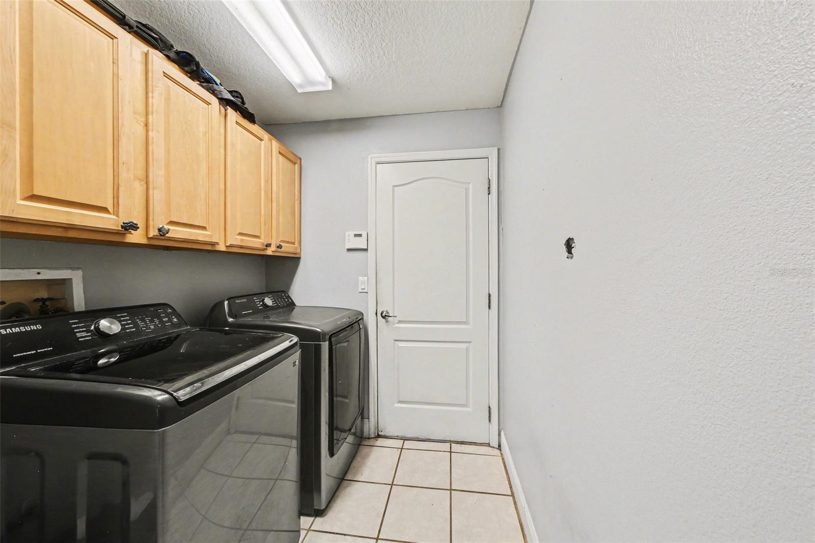 Image 22 of 29 For 1054 Winding Waters Circle