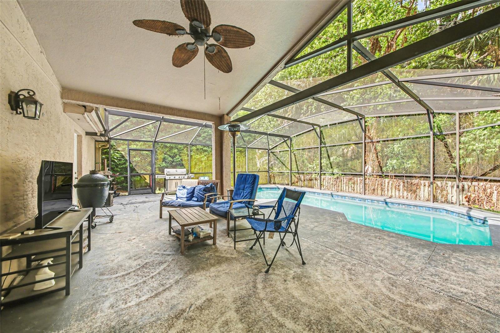 Image 24 of 29 For 1054 Winding Waters Circle