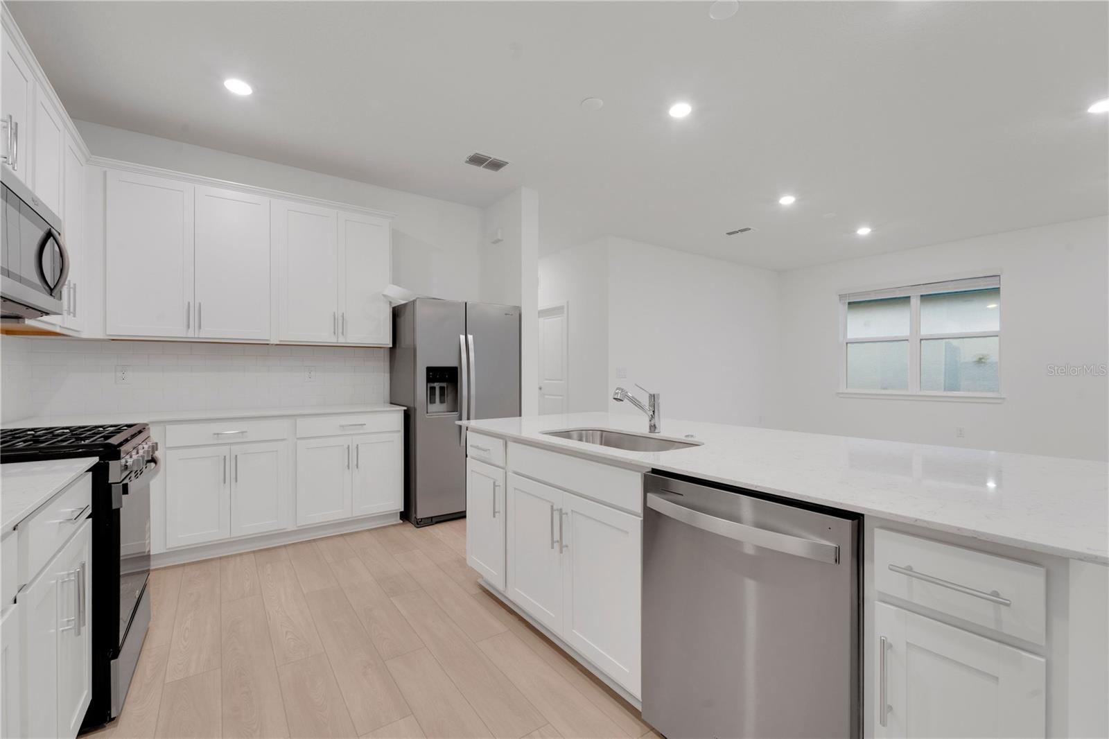 Image 10 of 39 For 6573 Asbury Barnes Lane