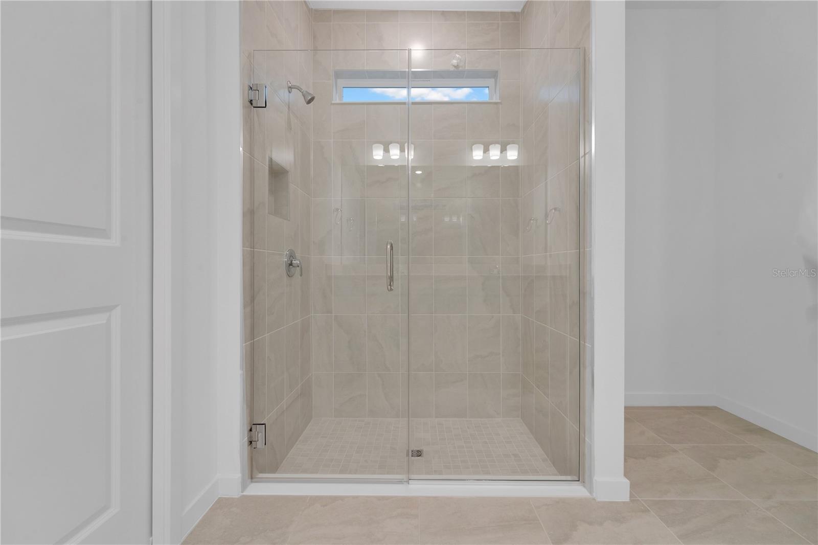 Image 16 of 39 For 6573 Asbury Barnes Lane