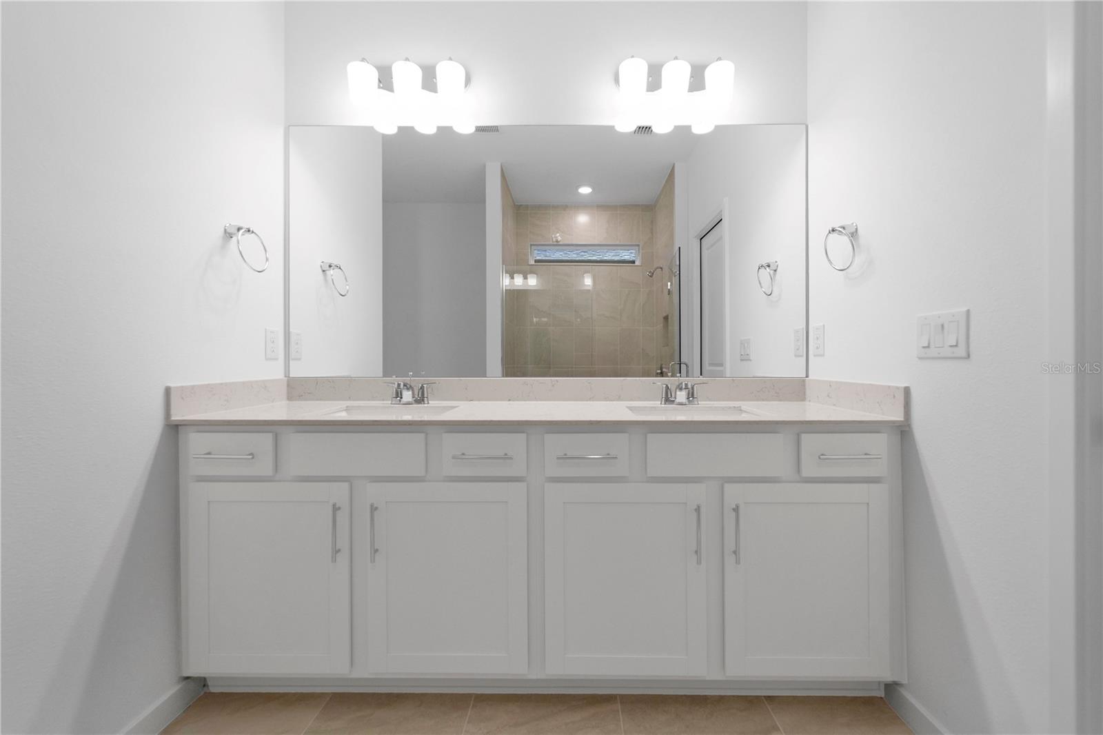 Image 17 of 39 For 6573 Asbury Barnes Lane