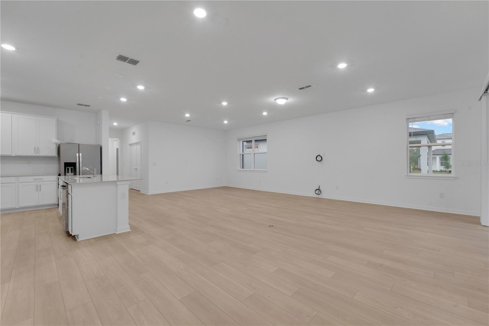 Image 6 of 39 For 6573 Asbury Barnes Lane