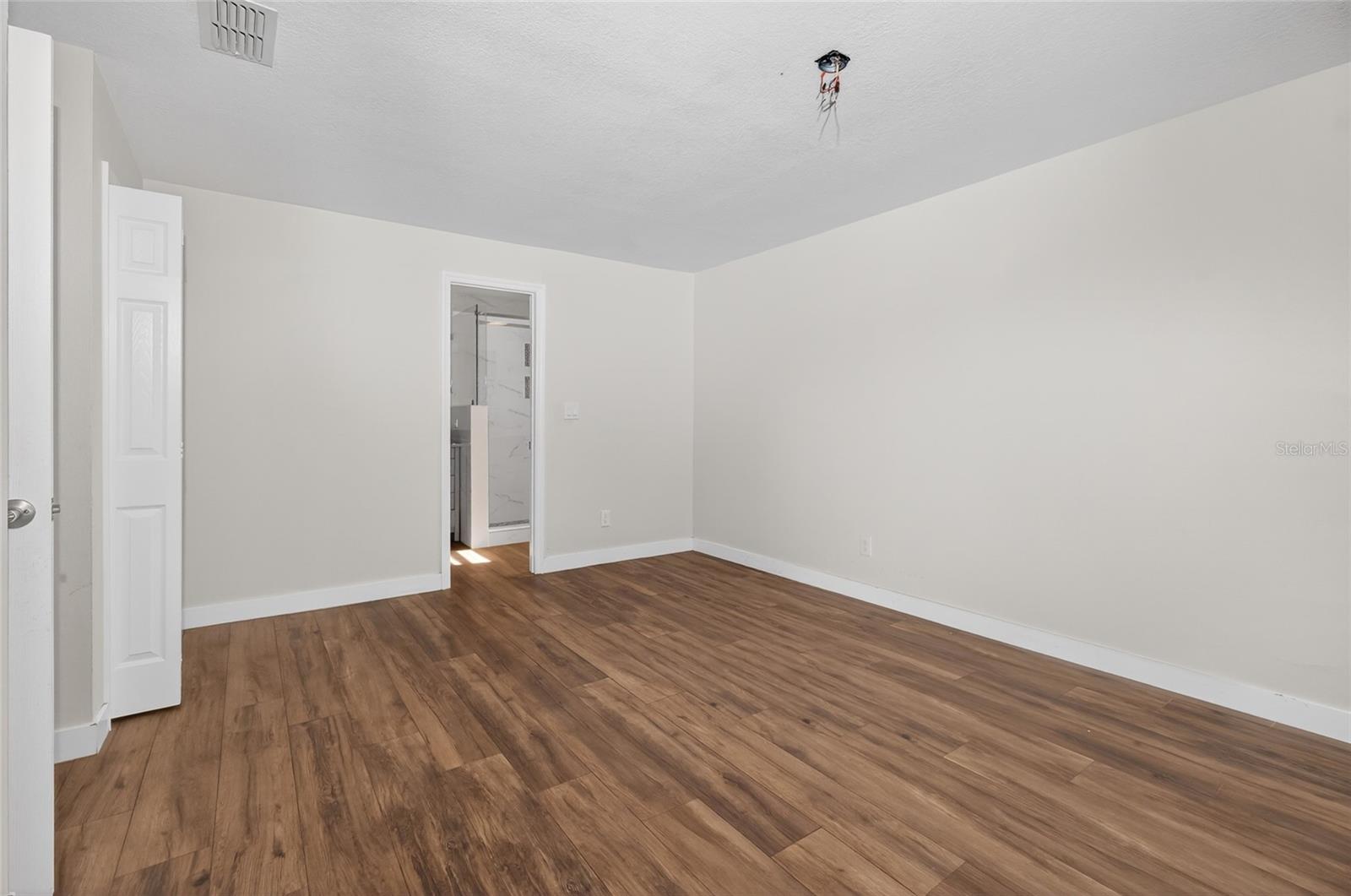 Image 16 of 34 For 7023 Talbot Drive