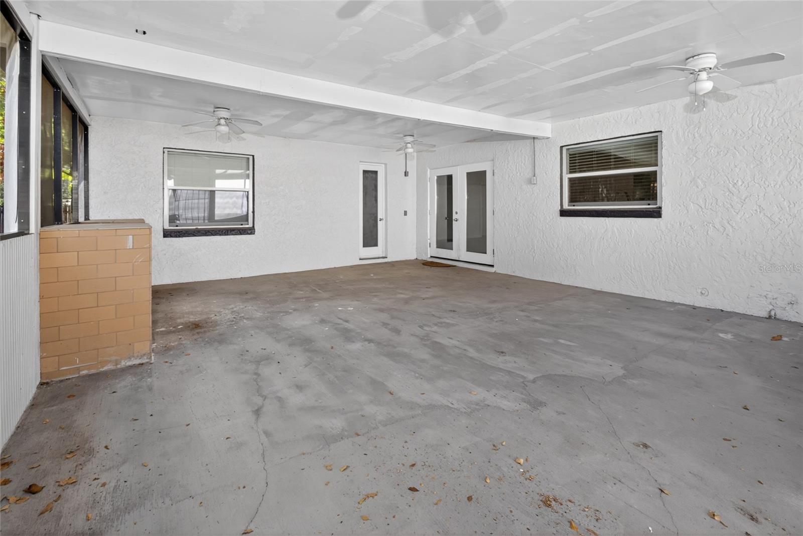 Image 28 of 34 For 7023 Talbot Drive