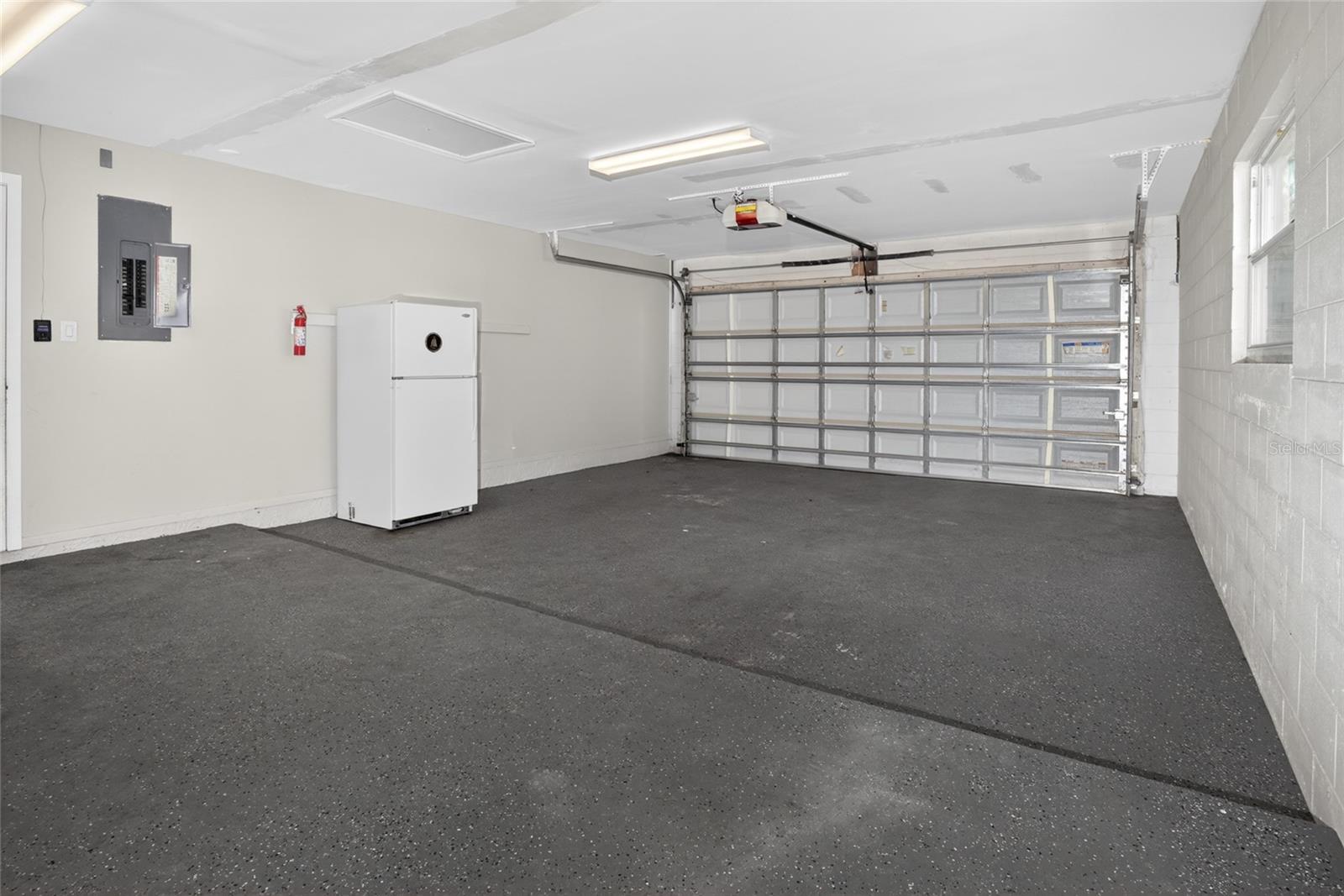 Image 29 of 34 For 7023 Talbot Drive