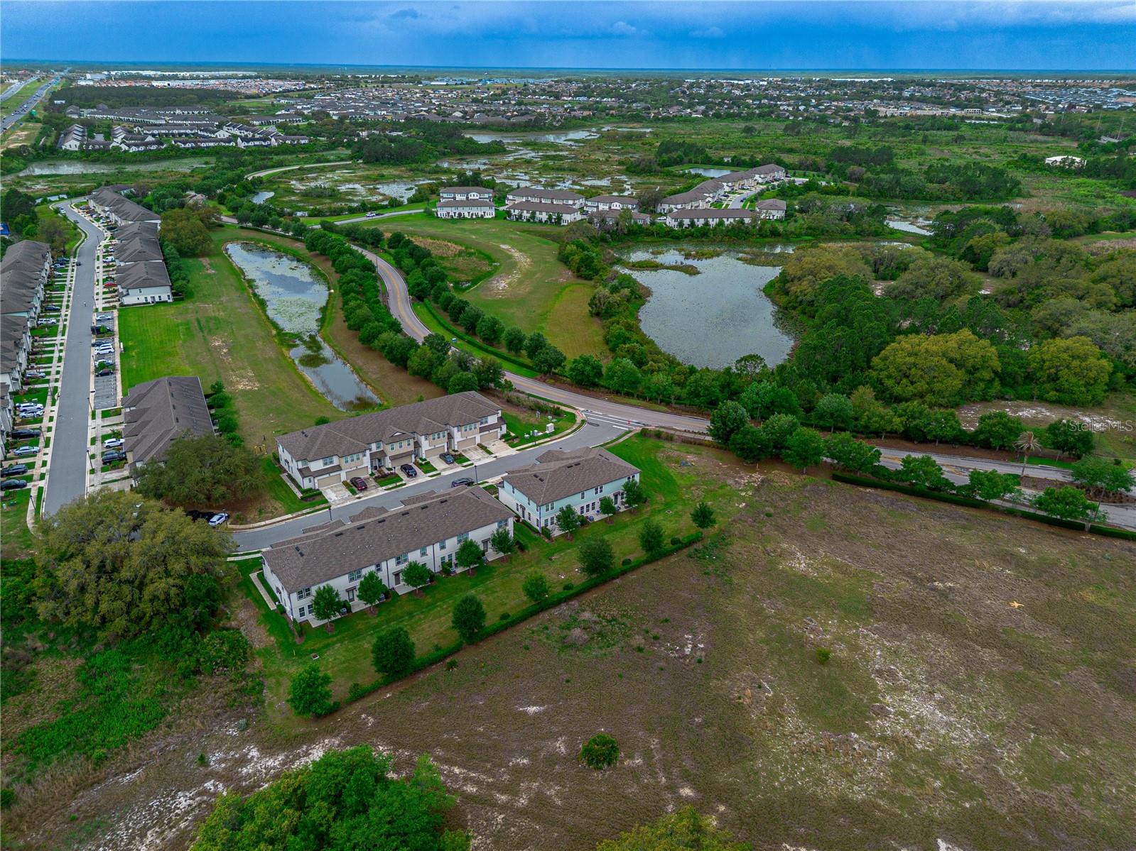 Image 22 of 35 For 833 Benoi Drive