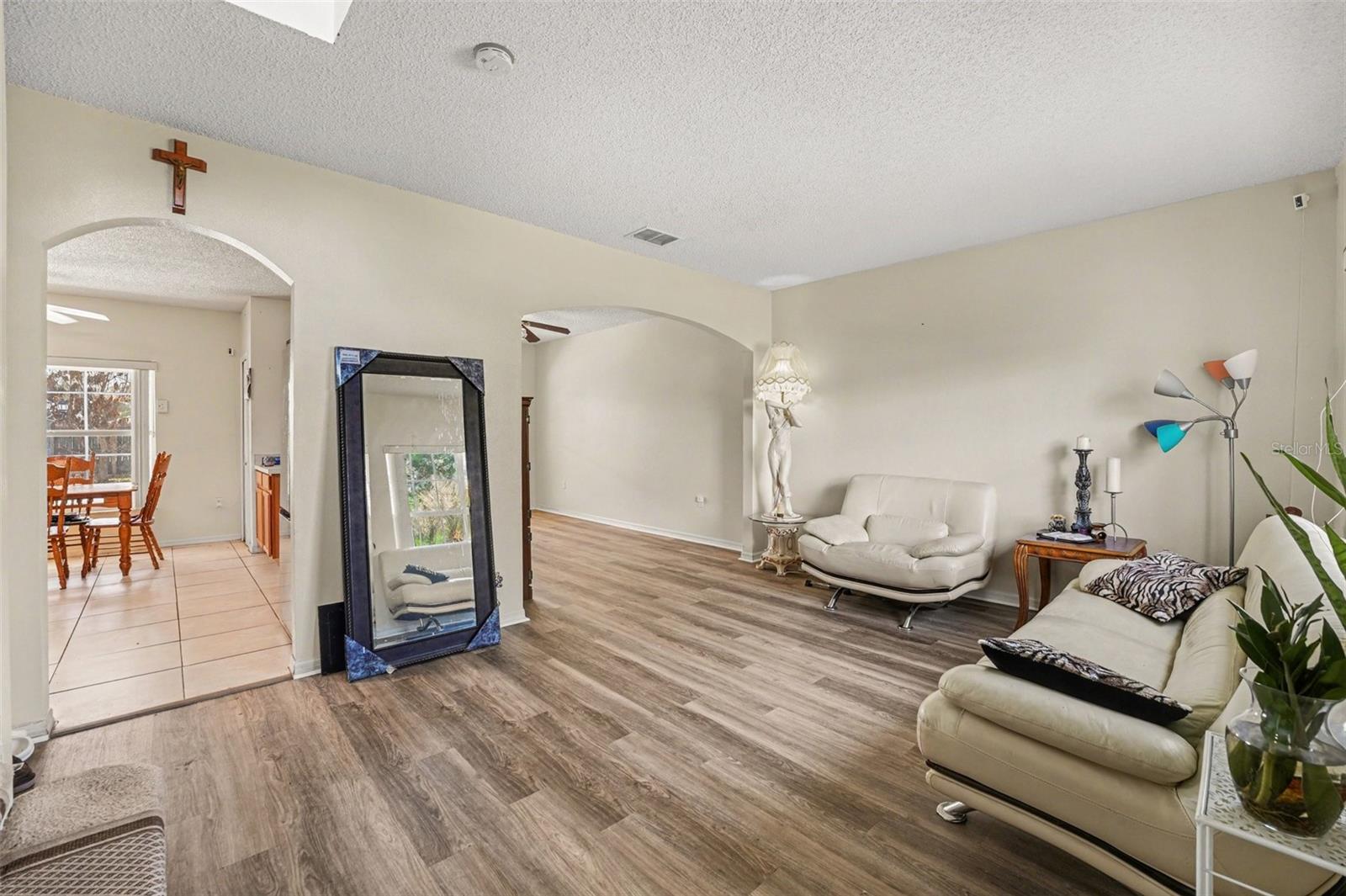 Image 6 of 26 For 247 Cobalt Drive