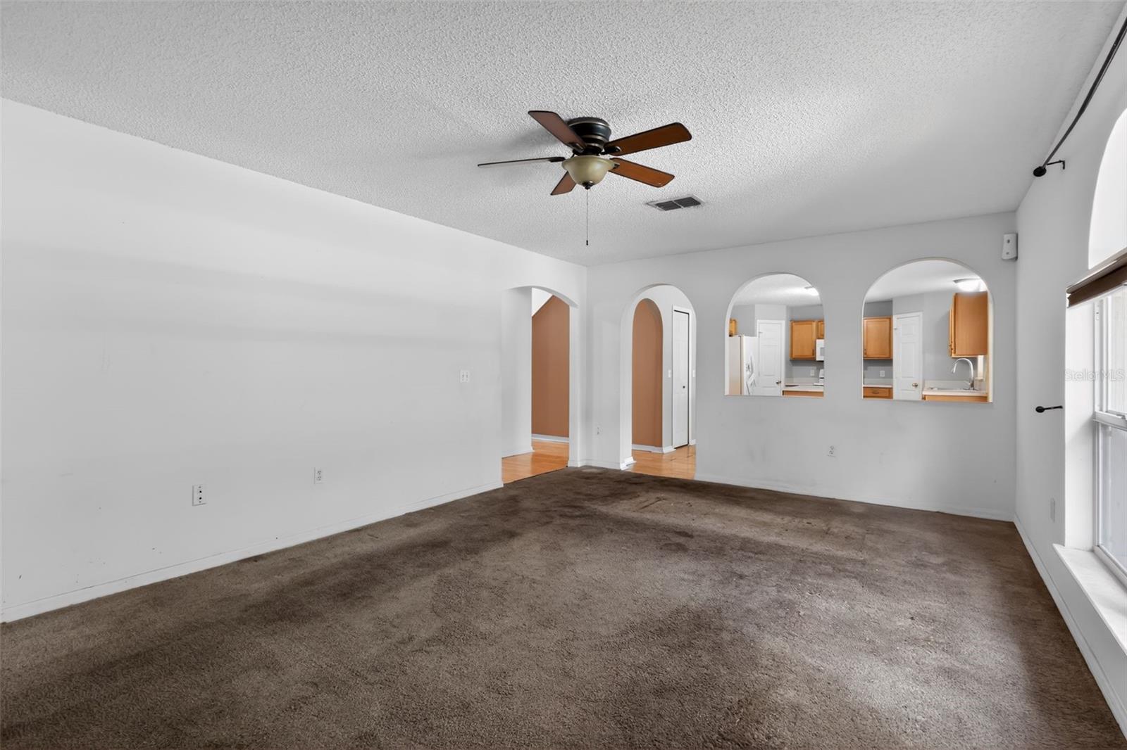 Image 4 of 5 For 307 Pleasant Gardens Drive