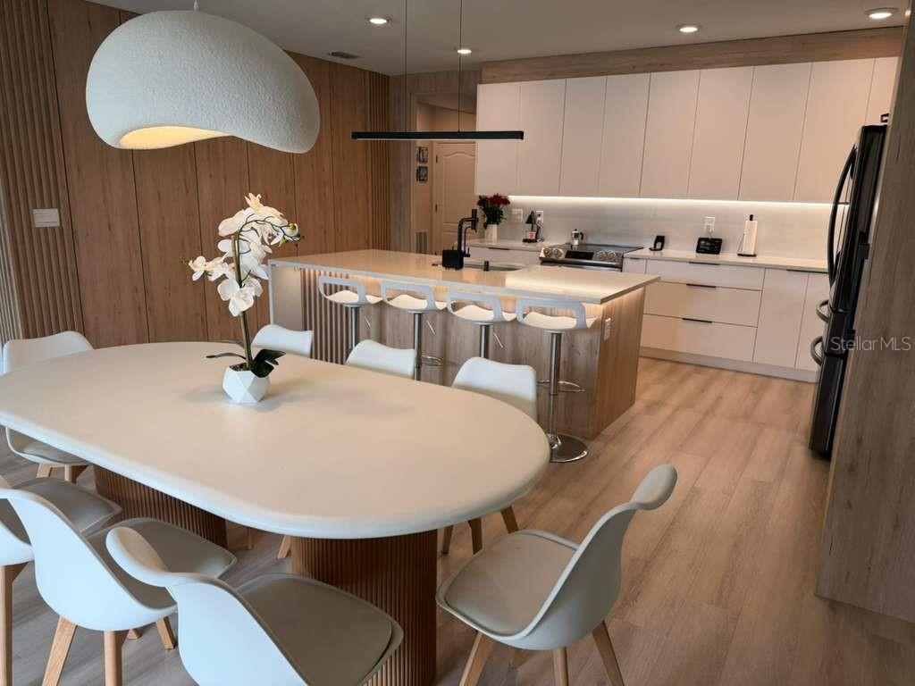 Image 10 of 34 For 33412 Country House Drive