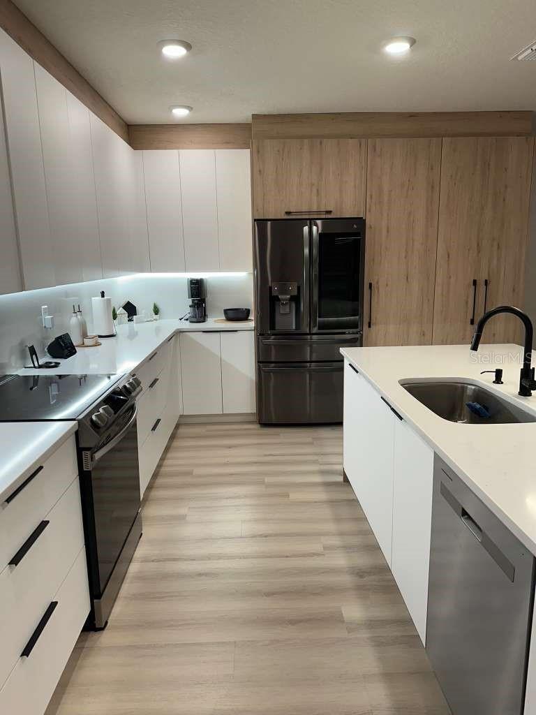 Image 16 of 34 For 33412 Country House Drive