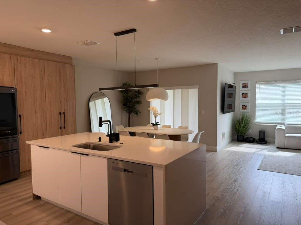 Image 18 of 34 For 33412 Country House Drive