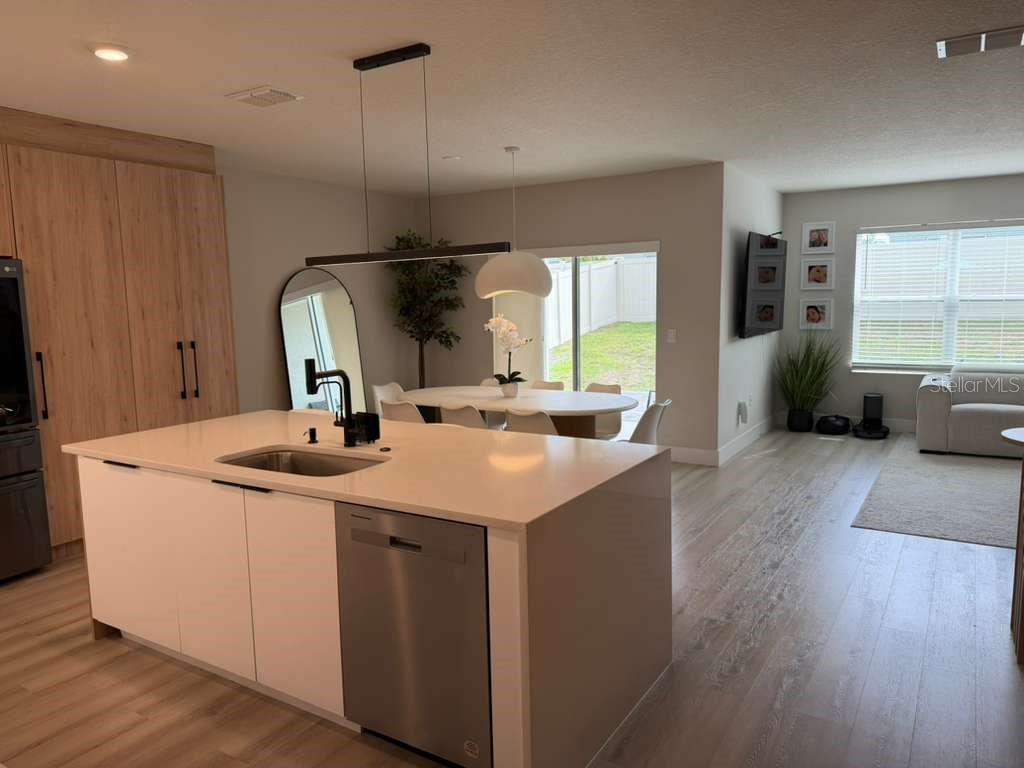 Image 19 of 34 For 33412 Country House Drive