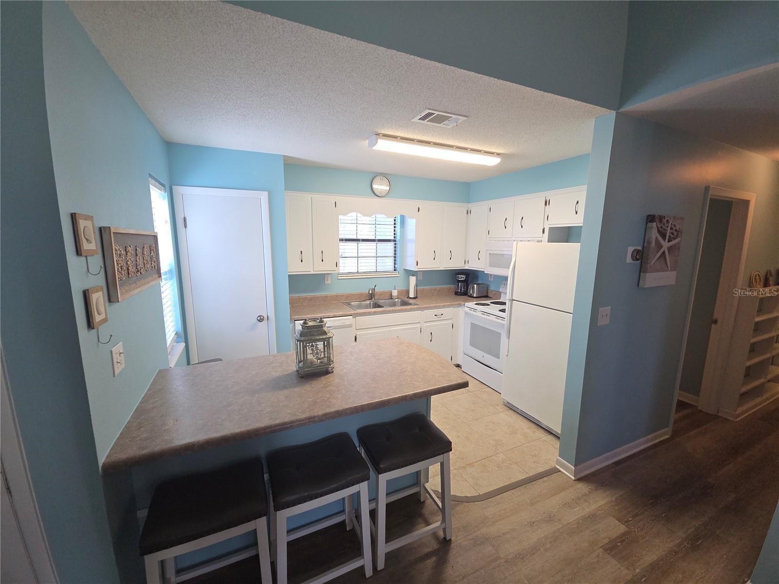 Image 3 of 10 For 644 16th Street