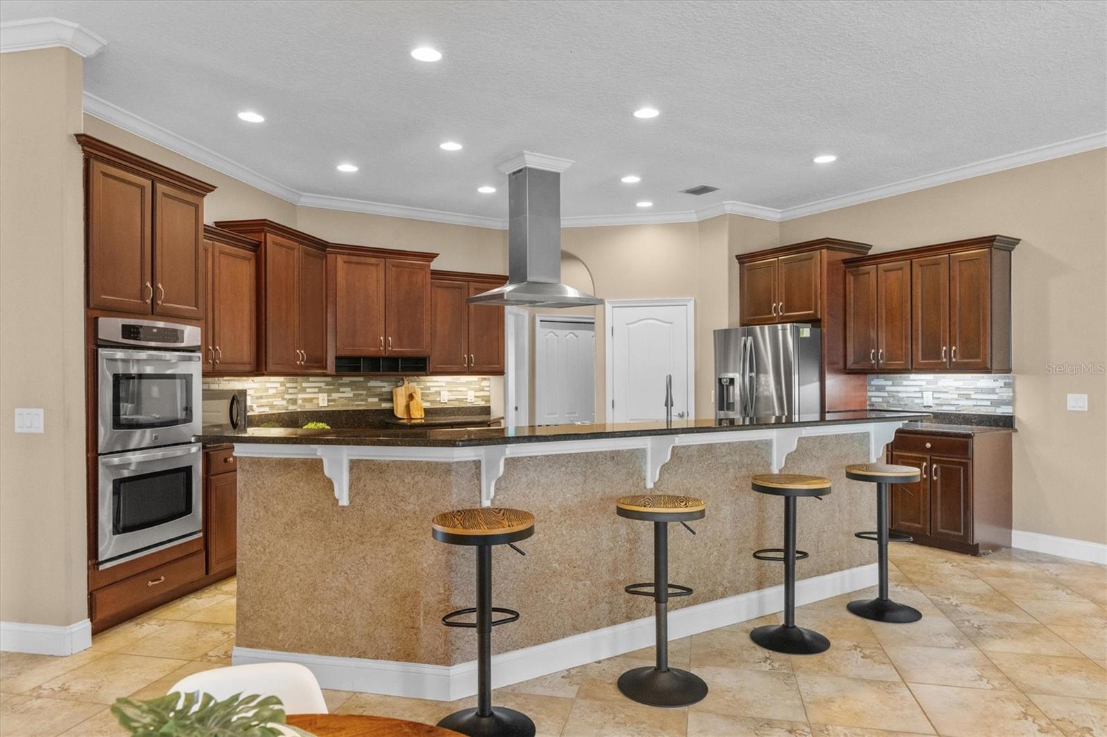 Image 11 of 83 For 19345 Mardi Gras Street