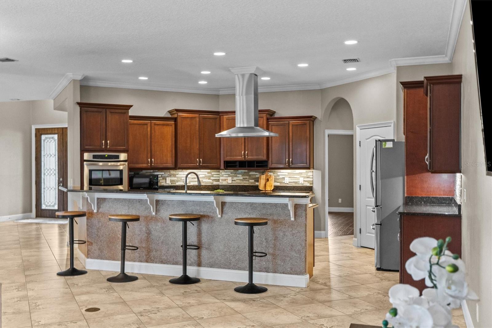 Image 13 of 83 For 19345 Mardi Gras Street